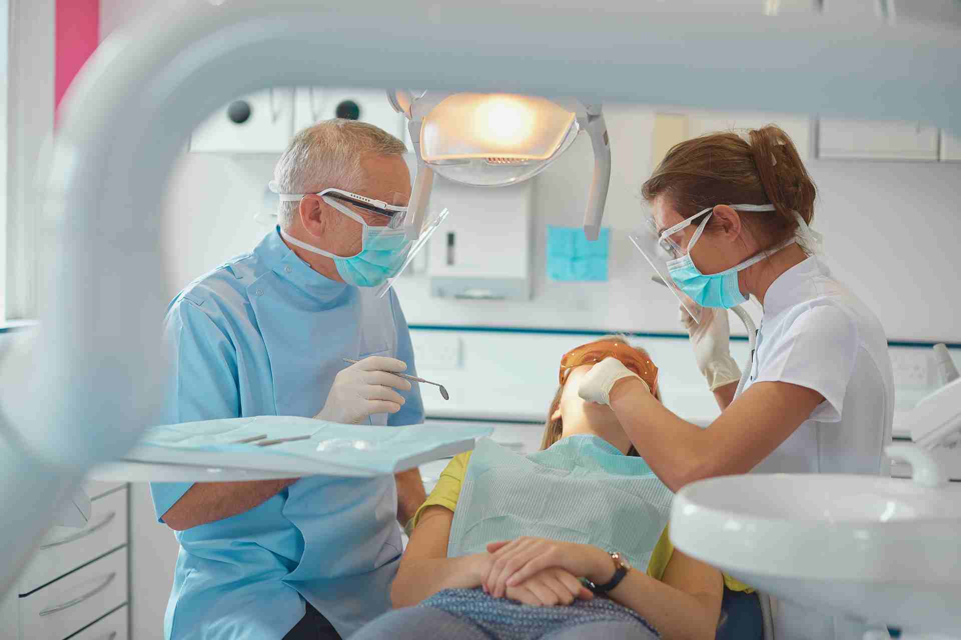 Dentist in Benton, TN